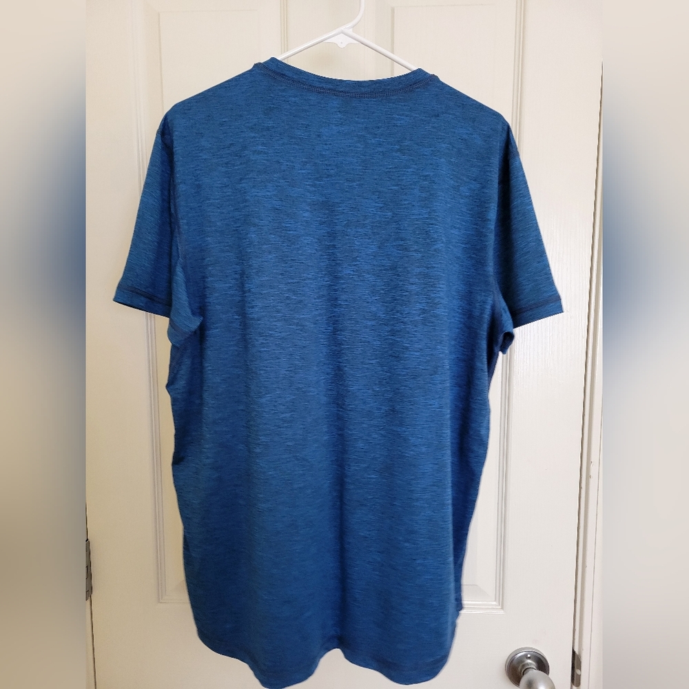 Lot of 4 mens American Eagle t shirts logo size large Activewear Gym - Picture 5 of 9